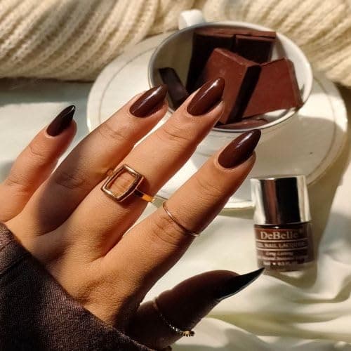 DeBelle Gel Nail Lacquer Cocoa Harvest (Dark Brown) 8ml - Enriched with natural Seaweed Extract, cruelty Free, Toxic Free Glossy Finish