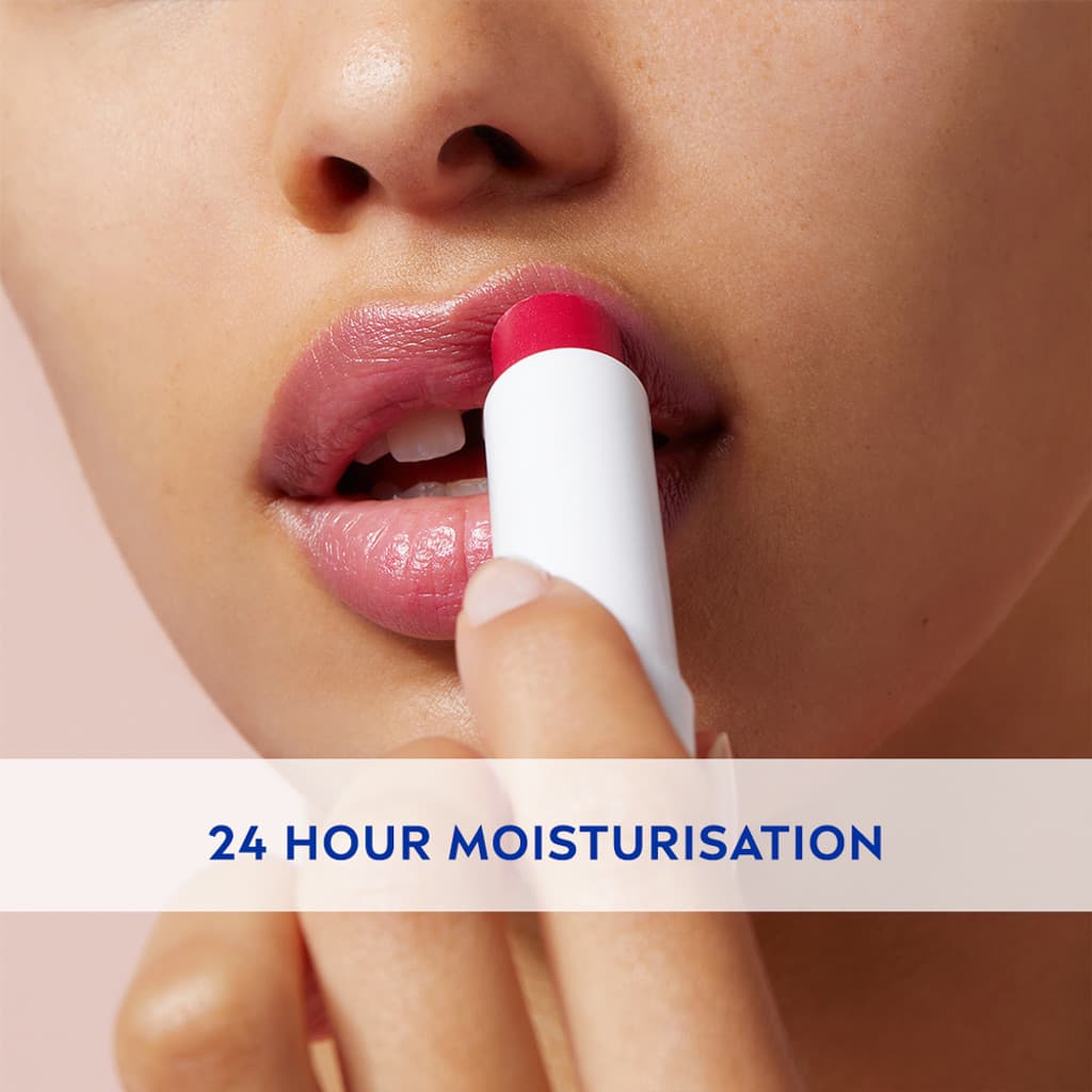 NIVEA Cherry Fruity Shine Lipbalm + Soft Light Moisturizing Cream Berry Blossom Cherry/Berry