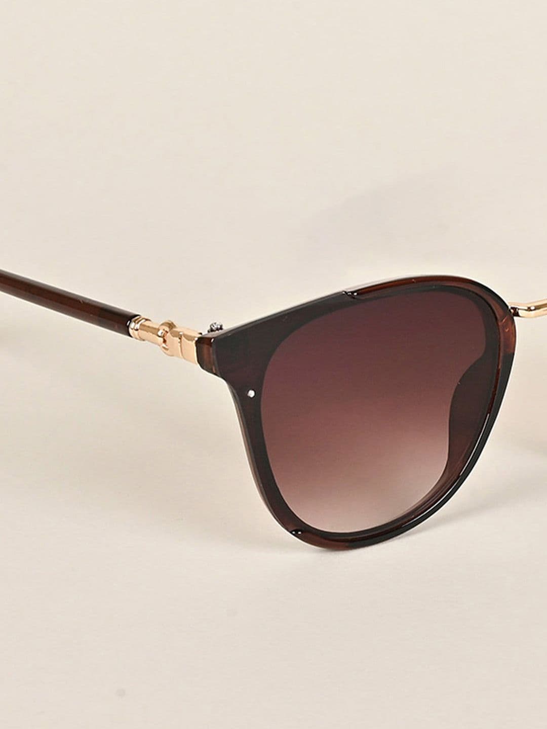 Voyage Women UV Protected Cateye Sunglasses B6101MG3176