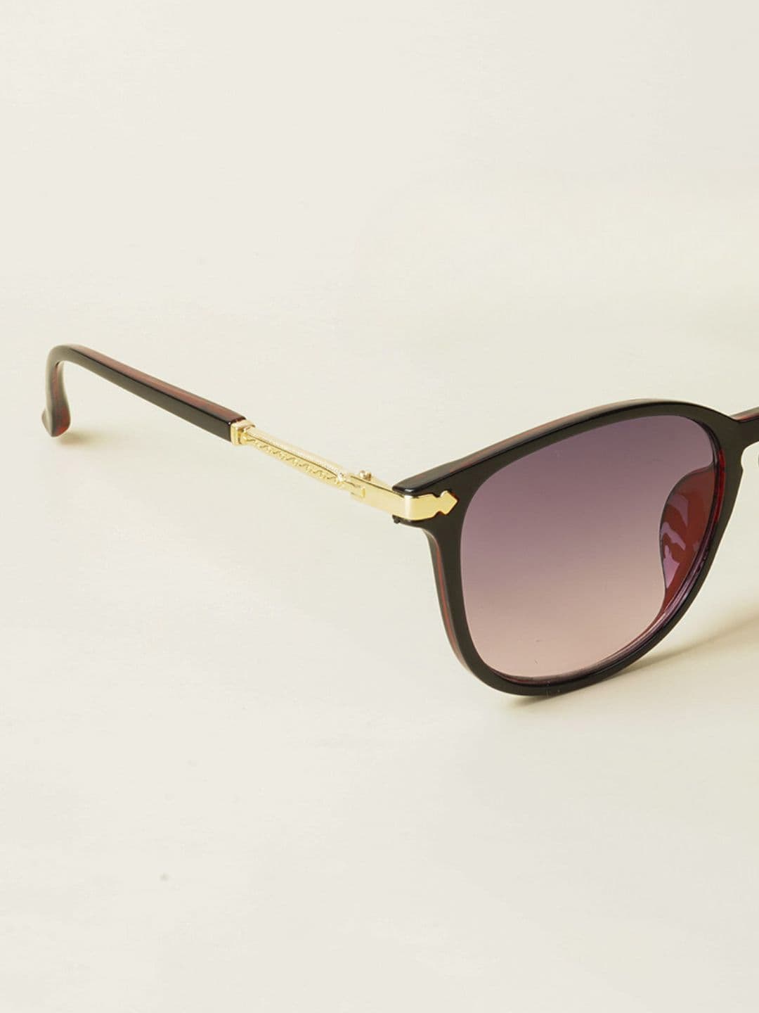 Voyage Women Wayfarer Sunglasses