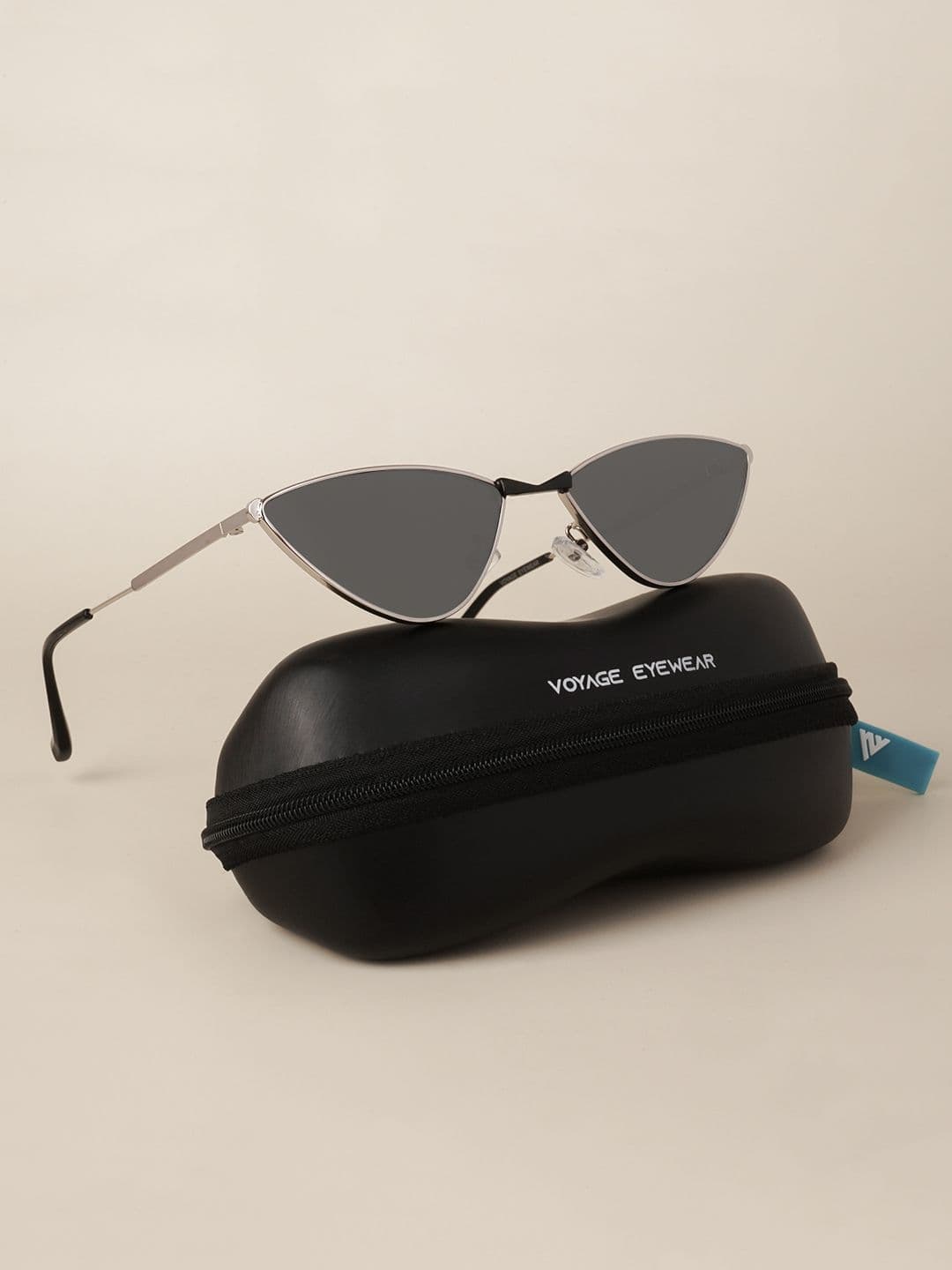 Voyage Unisex Black Cateye Sunglasses B80491MG3439