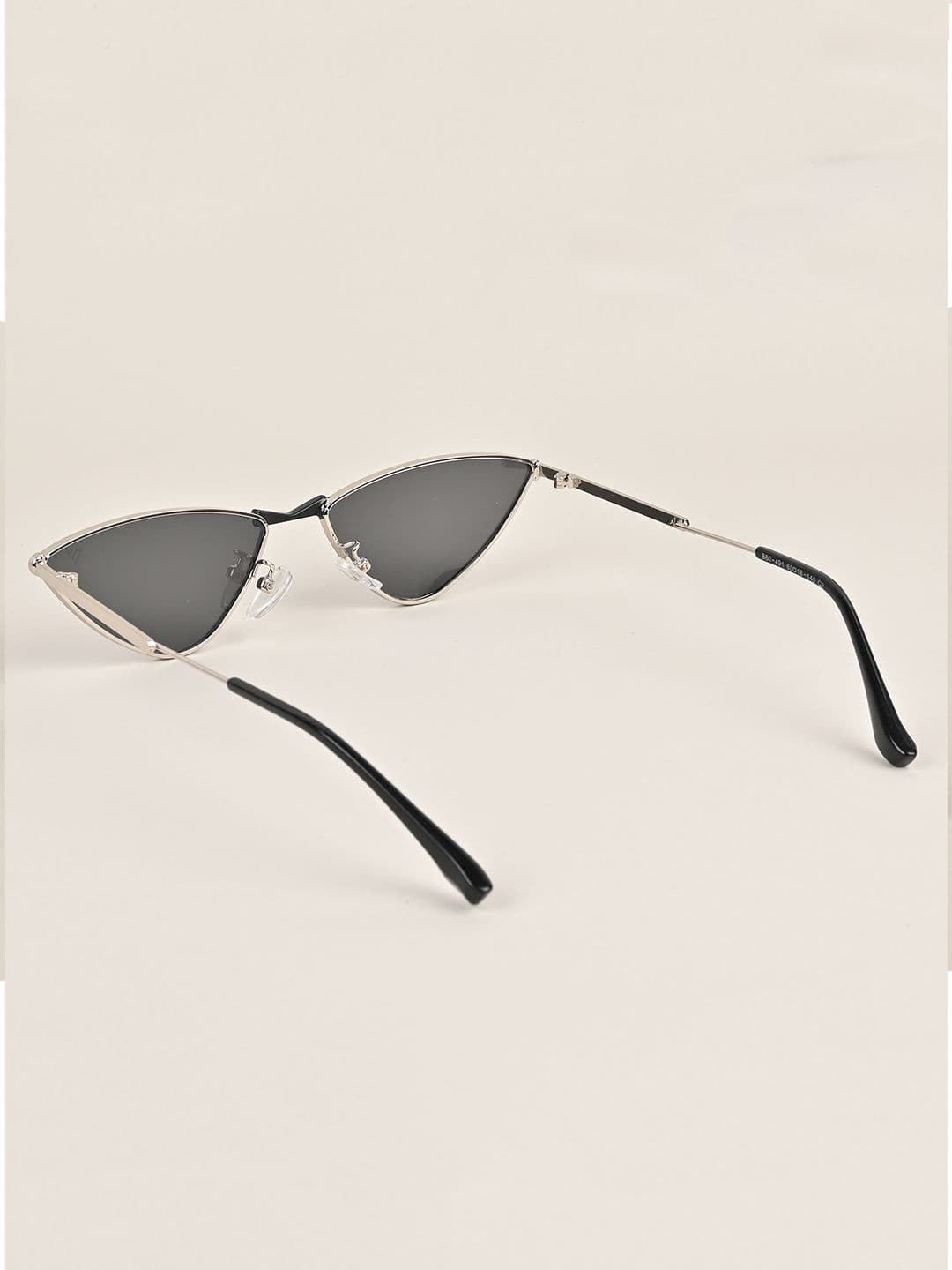 Voyage Unisex Black Cateye Sunglasses B80491MG3439