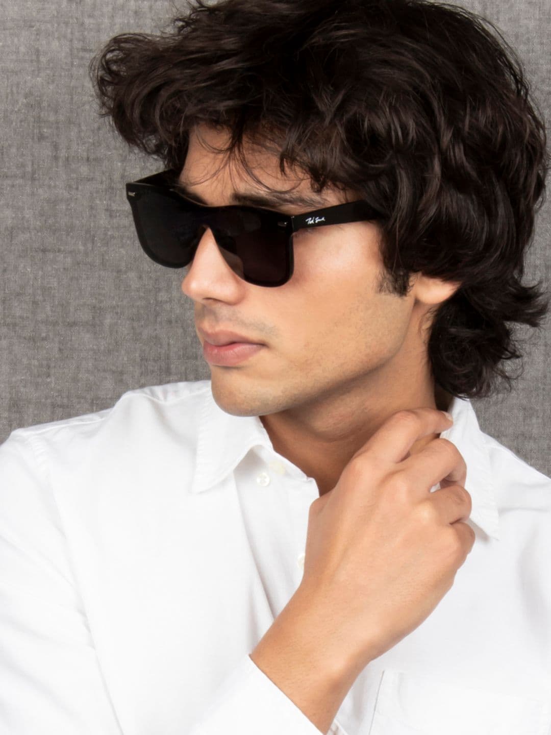 Ted Smith Unisex Matt Black Wayfarer Rimless Sunglasses With Polarized Lens