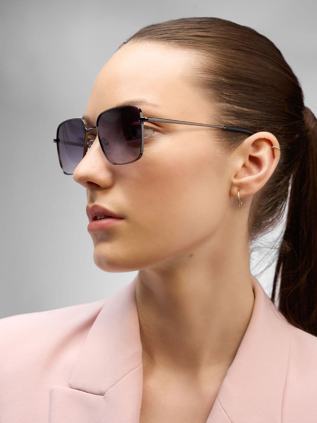 John Jacobs Unisex Grey Lens & Black Square Sunglasses with UV Protected Lens