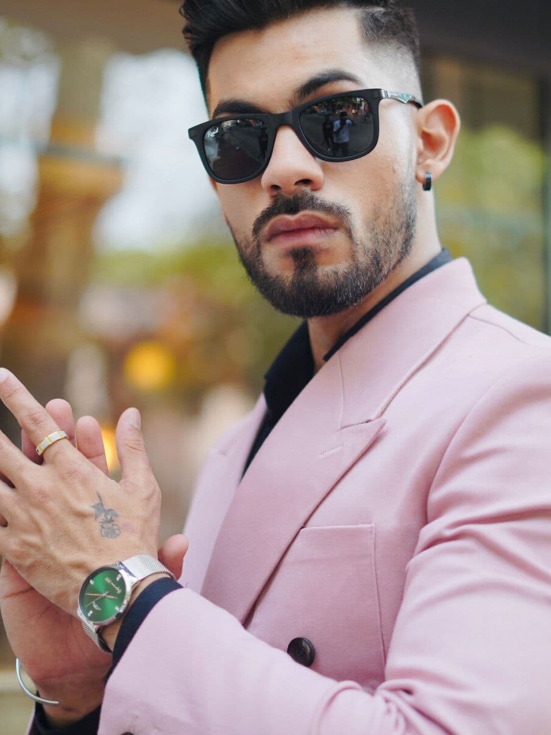 RESIST EYEWEAR UNISEX Black UV Protected Wayfarer Sunglasses