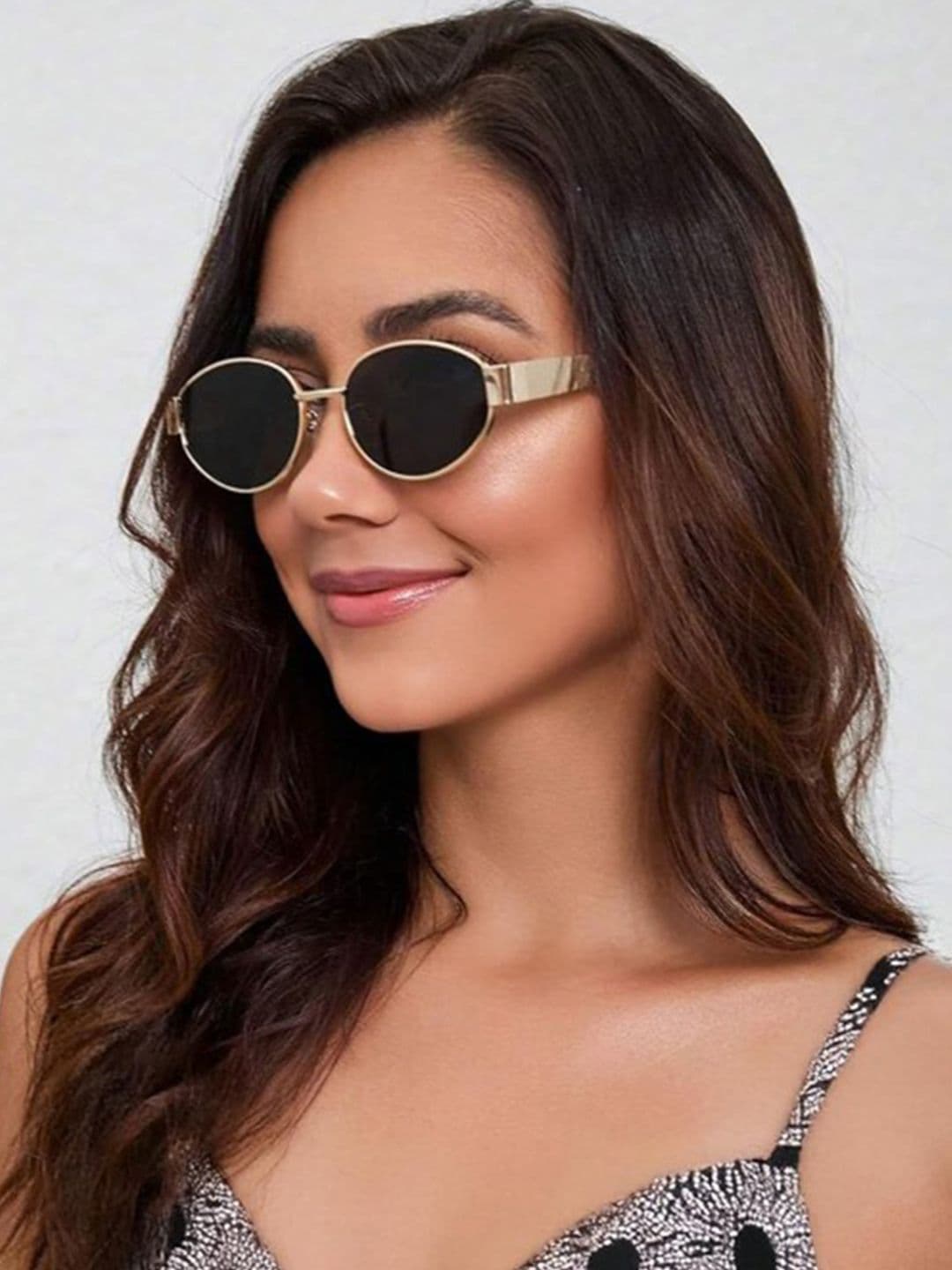 HAYDEN haiza Oval Sunglasses with UV Protected Lens
