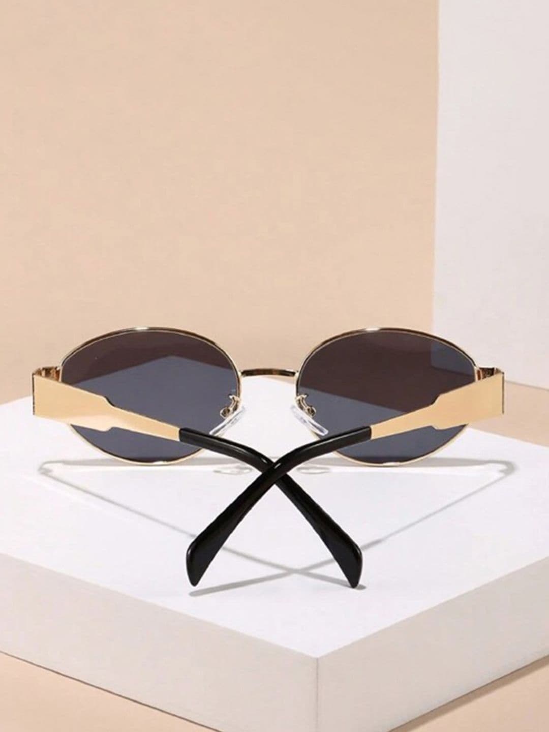 HAYDEN haiza Oval Sunglasses with UV Protected Lens