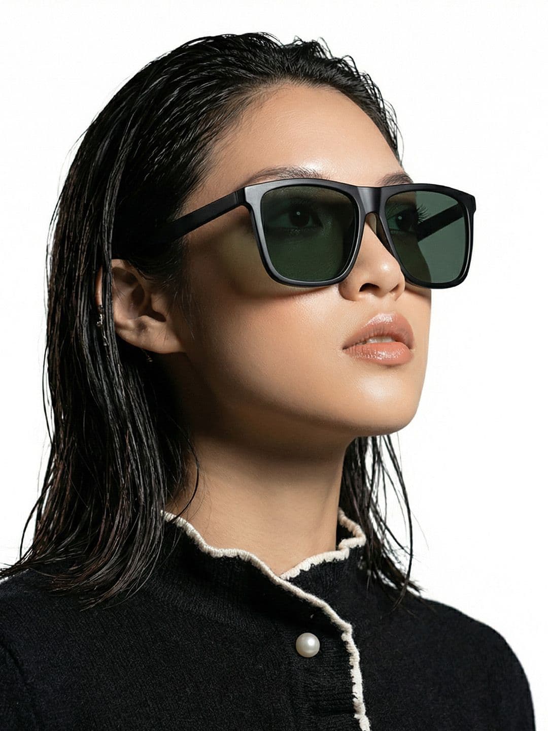 Vincent Chase by Lenskart Unisex Green Lens & Black Sports Sunglasses with UV Protected Lens