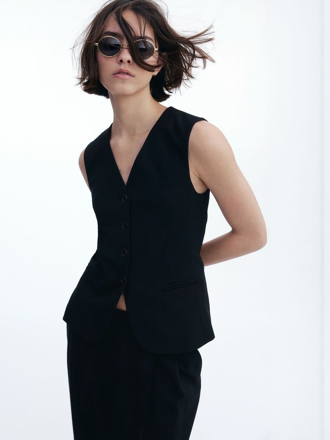 H&M Women Oval Sunglasses