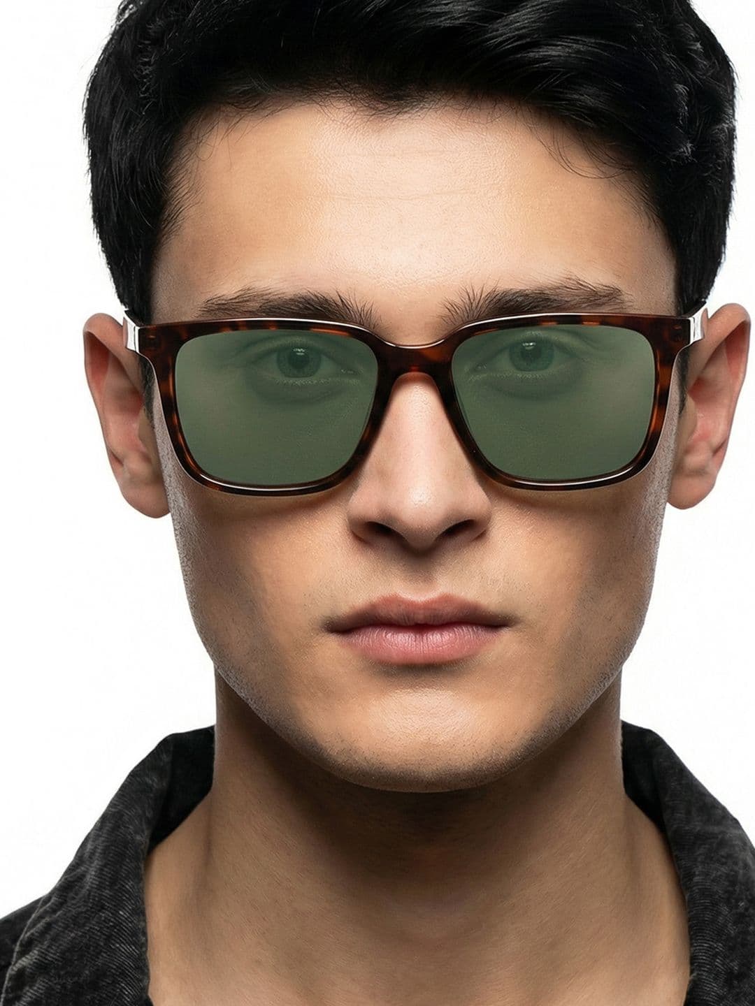 Vincent Chase by Lenskart Unisex Green Wayfarer Sunglasses with Polarised and UV Protected Lens 130814