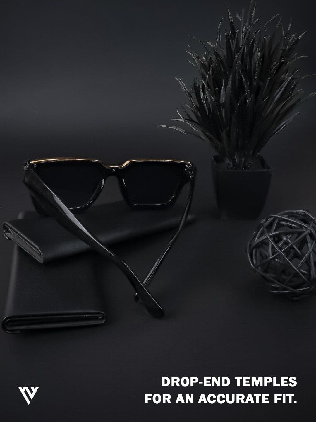 Voyage Lens Wayfarer Sunglasses With Polarised And UV Protected Lens 952PMG4114