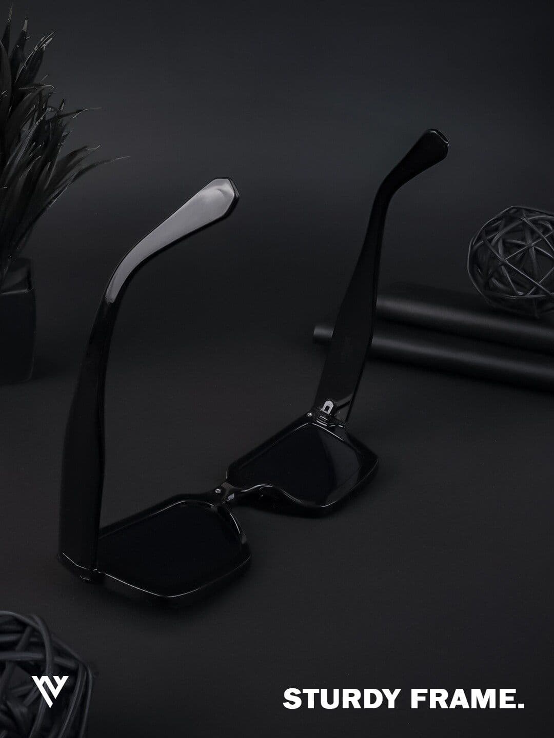 Voyage Lens Wayfarer Sunglasses With Polarised And UV Protected Lens 952PMG4114