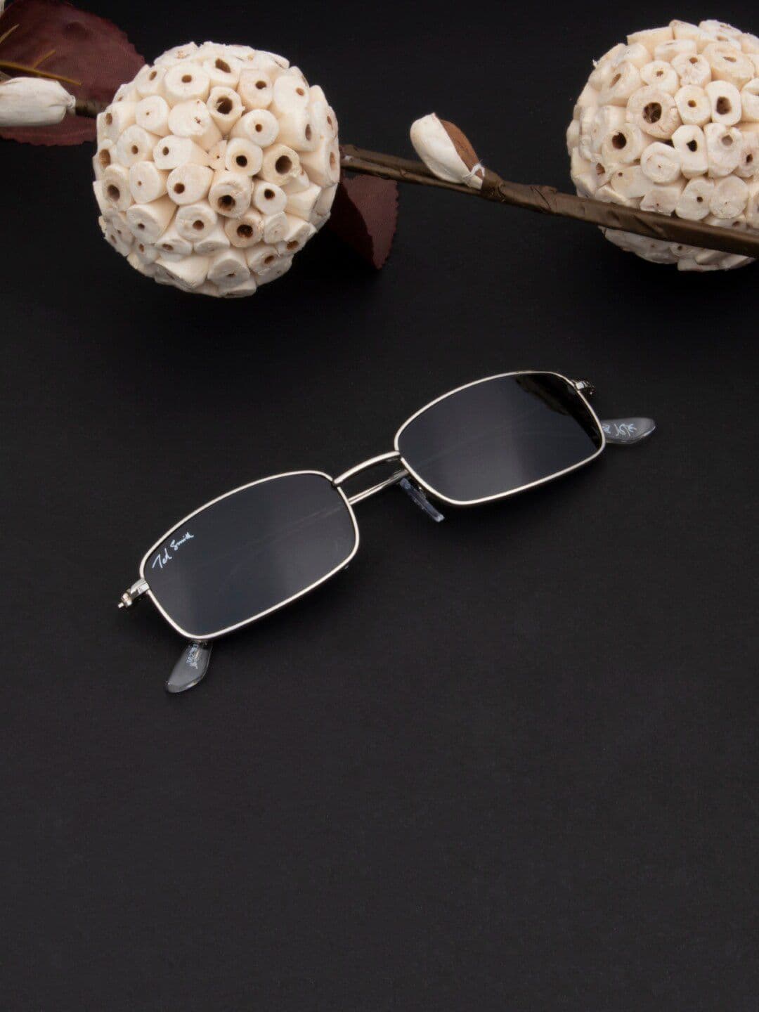 Ted Smith Unisex Rectangle Sunglasses With UV Protected Lens