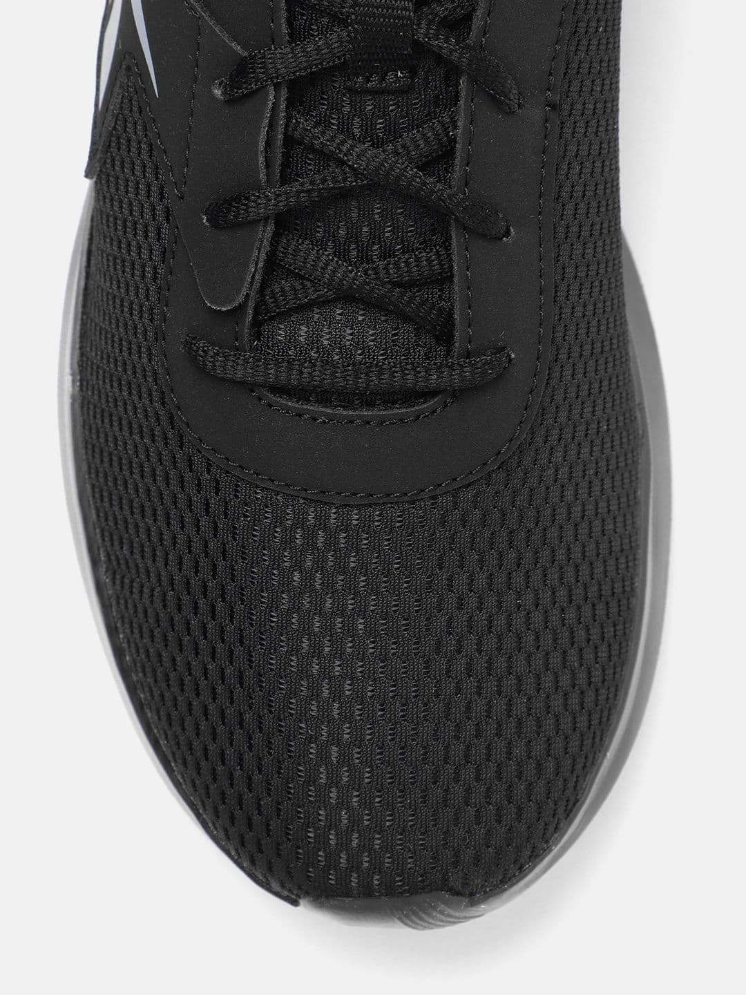 Reebok Men Woven Design Voyager Running Shoes