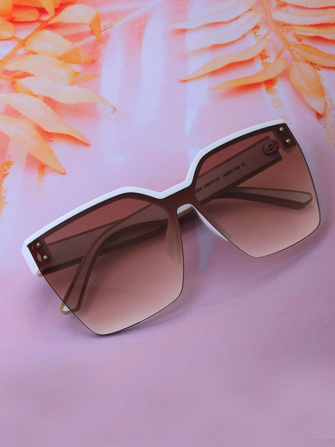 Carlton London Women Premium Oversized Sunglasses with UV Protected Lens CLSW303