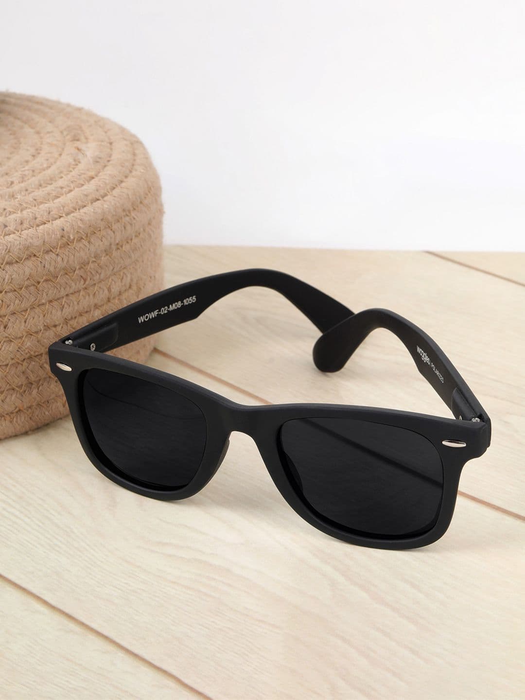 Woggles Unisex Wayfarer Sunglasses with Polarised Lens