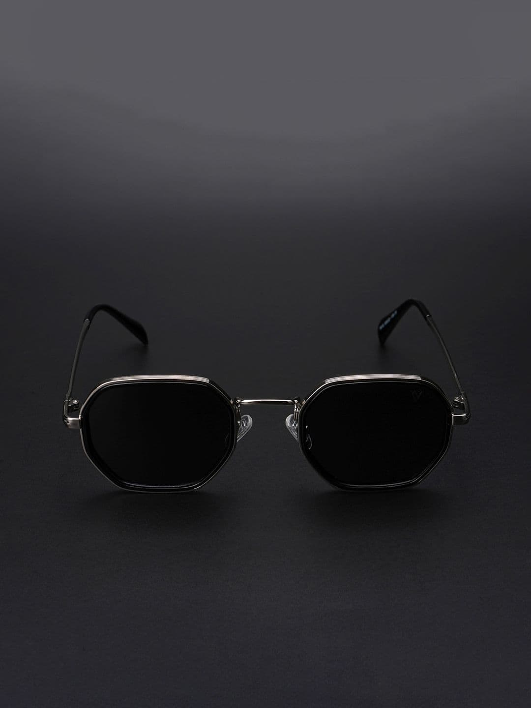 Voyage Unisex Square Sunglasses with Polarised and UV Protected Lens