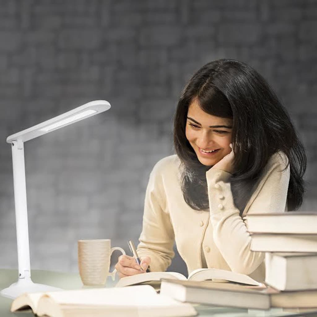 PHILIPS Breeze LED Desk Light Study Lamp
