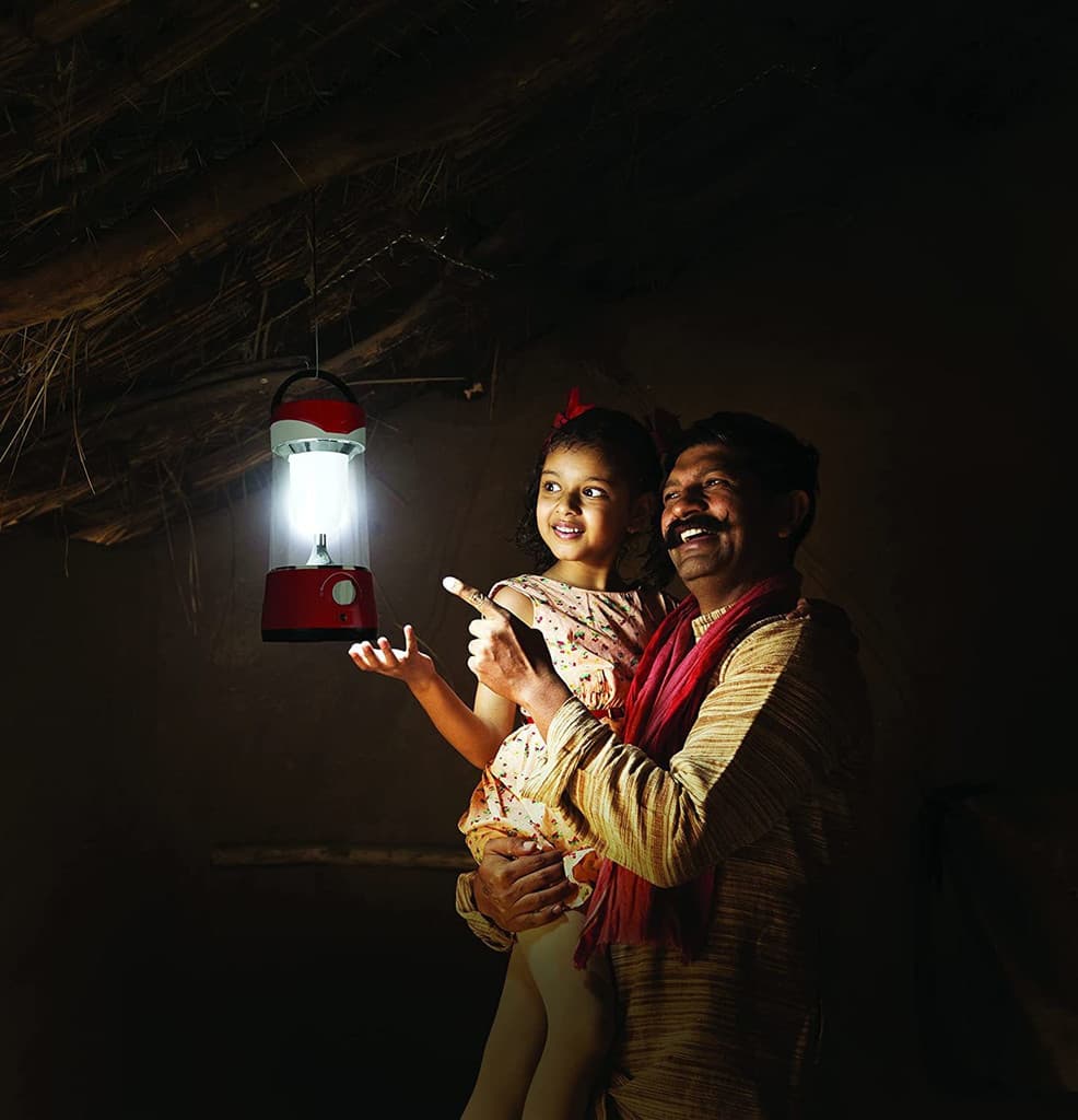 PHILIPS Tesni 5W Rechargeable LED 15 hrs Lantern Emergency Light