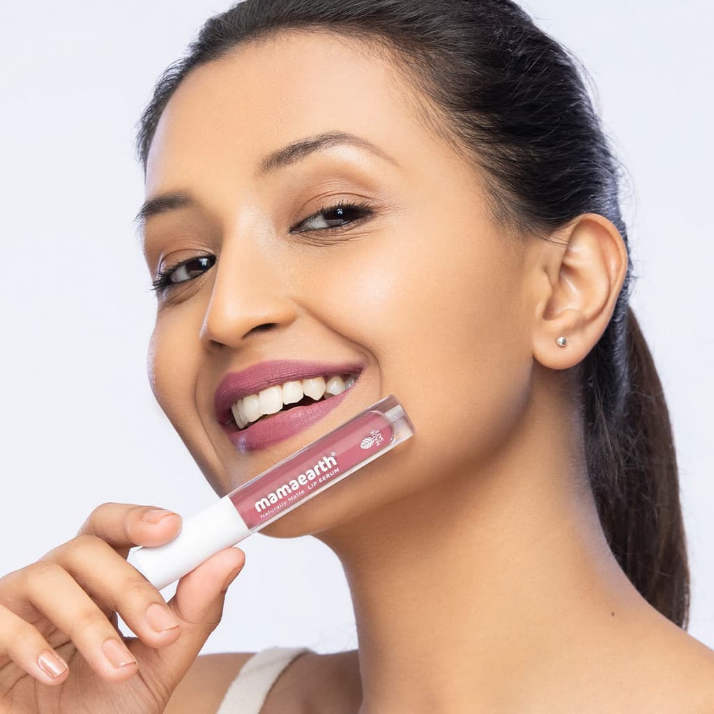 Mamaearth Naturally Matte Lip Serum - Matte Liquid Lipstick with Vitamin C & E For Upto 12 Hour Long Stay - Pink Daffodil